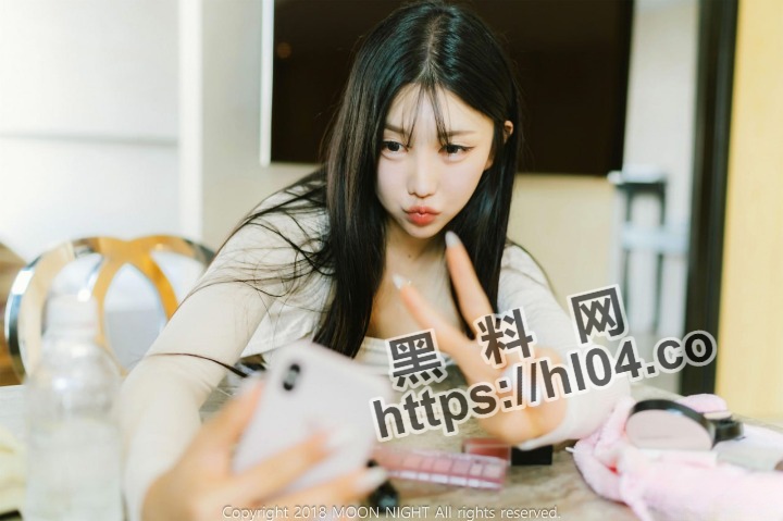 720X479