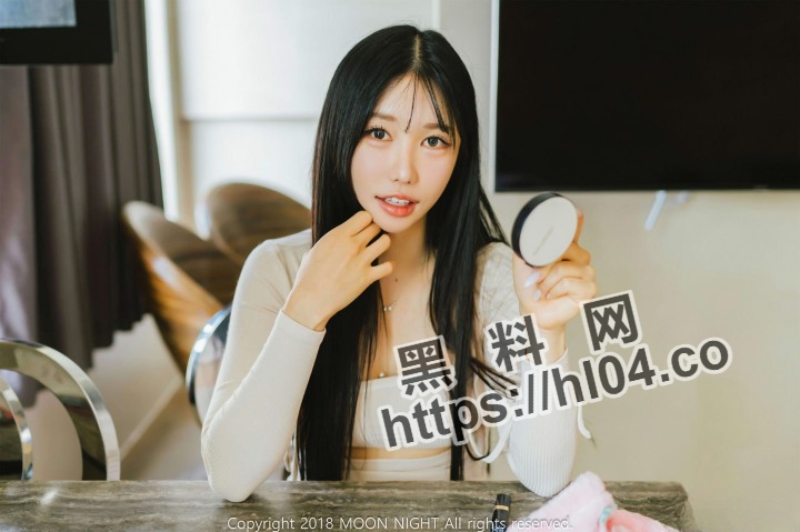 720X479